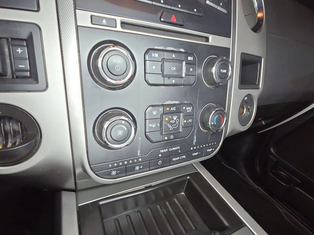 Ford Expedition 3.5 Xlt 4x2 At 5p año 2017