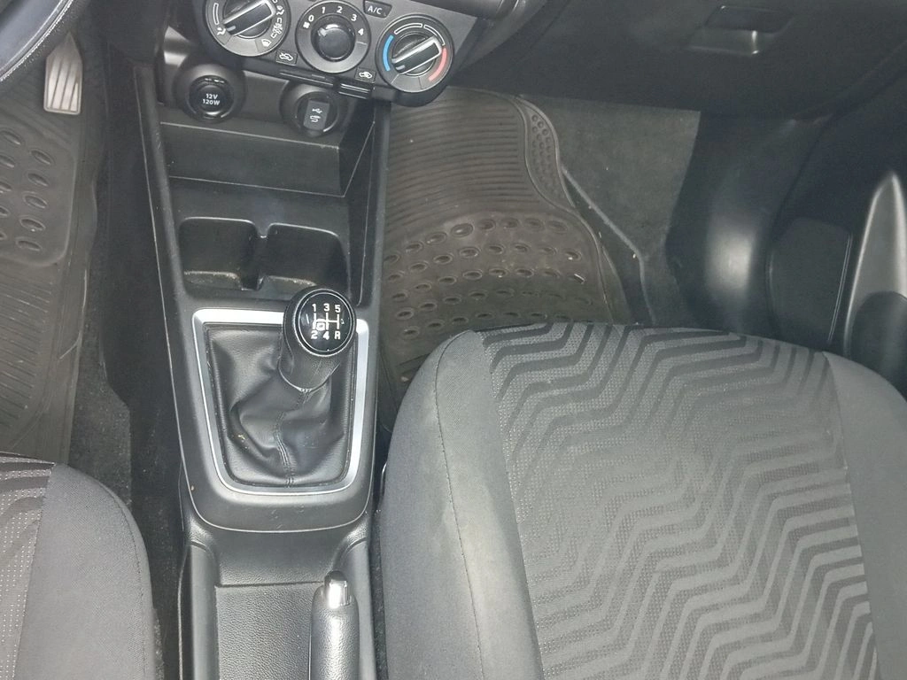 Suzuki Swift Gl Sport 1.2 año 2023