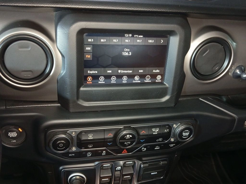 Jeep Wrangler 3.6 Unlimited Sport 4x4 At 5p año 2021