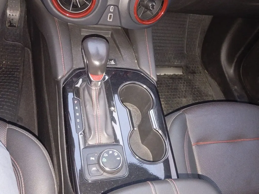 Chevrolet Blazer 3.6l Rs Awd K At 5p año 2022