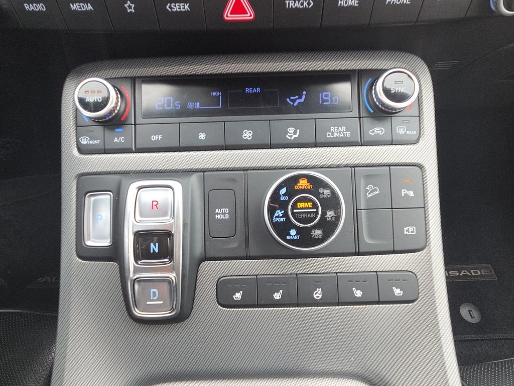 Hyundai Palisade 2.2 Crdi Lx2 Limited Diesel Awd At 5p. año 2024