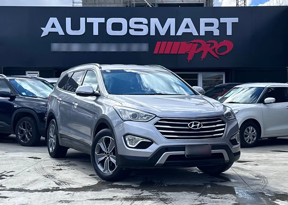 HYUNDAI GRAND SANTA FE 3.3 Nc Gls At 4x4 año 2016