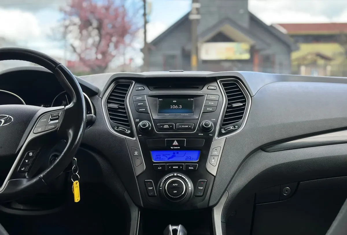 HYUNDAI GRAND SANTA FE 3.3 Nc Gls At 4x4 año 2016