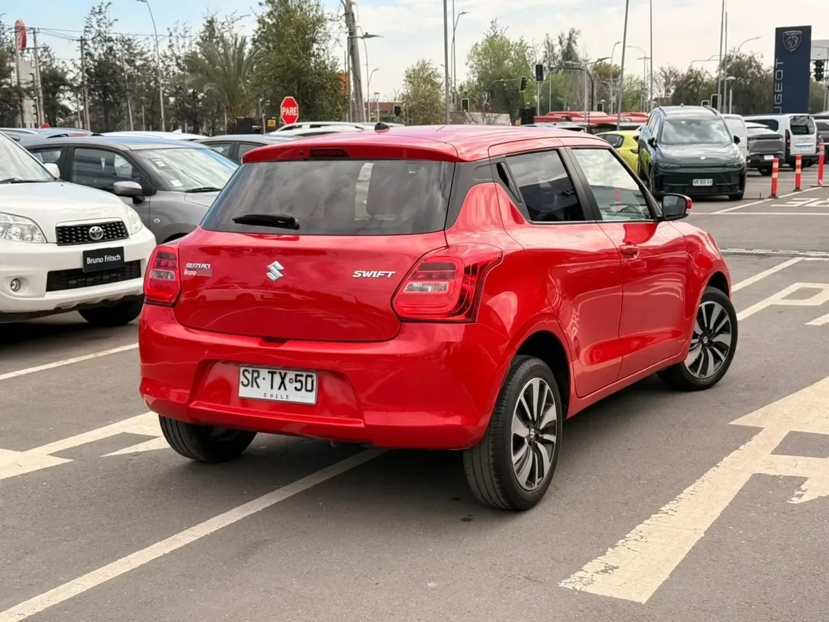 SUZUKI SWIFT 1.2 Sport Amt Gl Mt año 2023