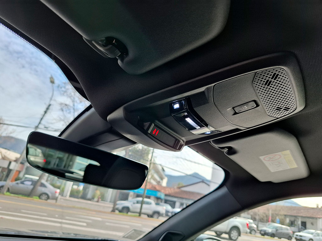 Peugeot E-2008 2008 Ev año 2023
