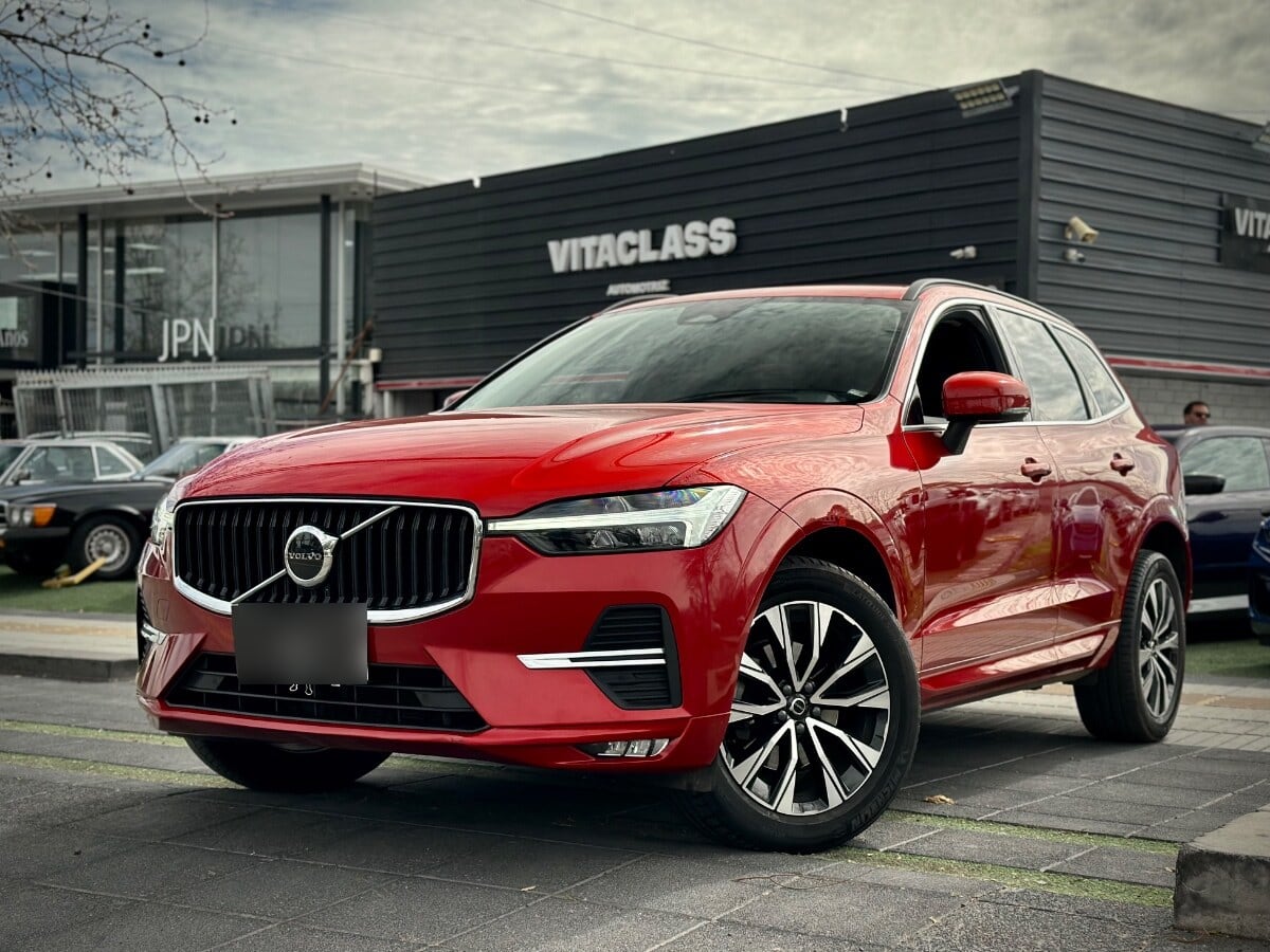 Volvo Xc60 B5 Plus Hybrid año 2024
