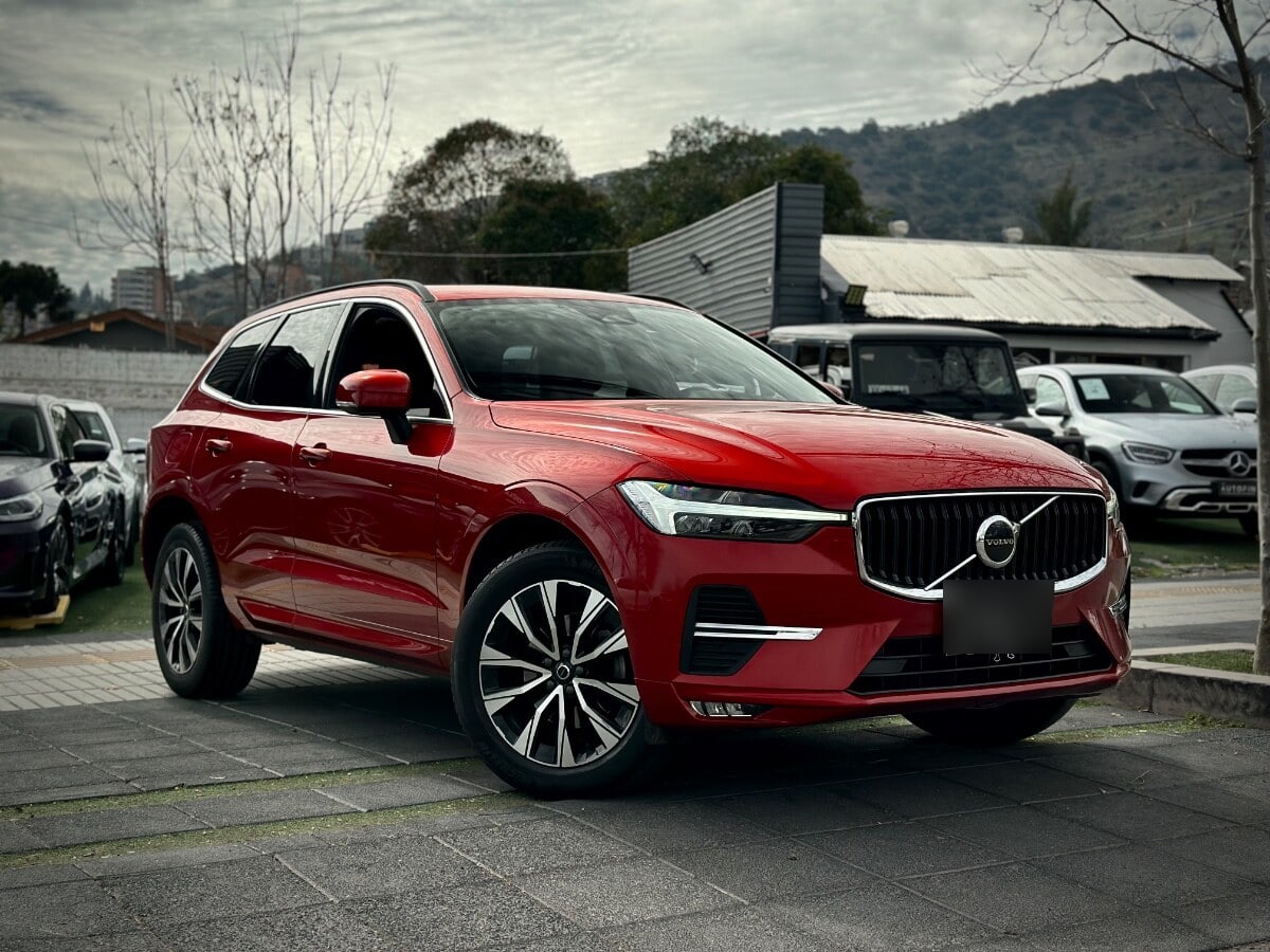 Volvo Xc60 B5 Plus Hybrid año 2024