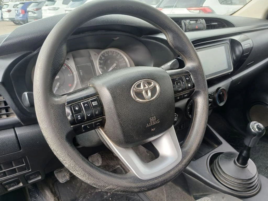 Toyota Hilux Tss 2.4 Diesel 4x2 T/m año 2022