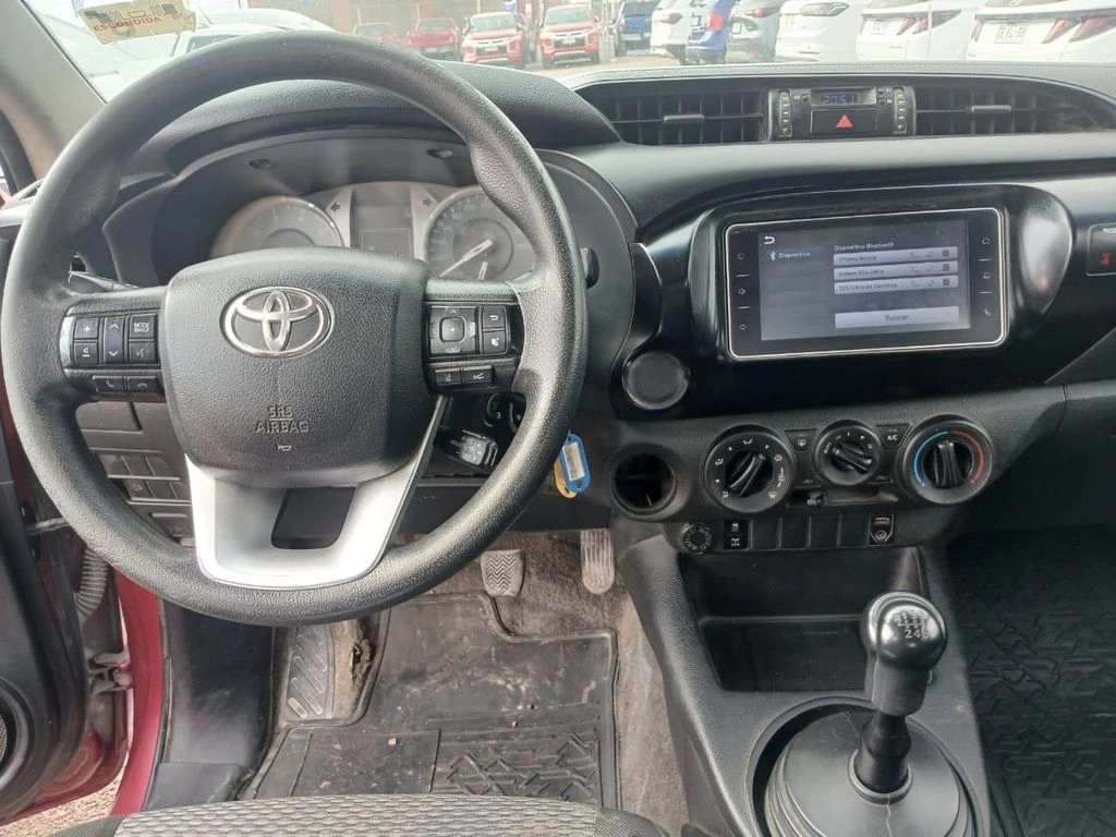 Toyota Hilux Tss 2.4 Diesel 4x2 T/m año 2022
