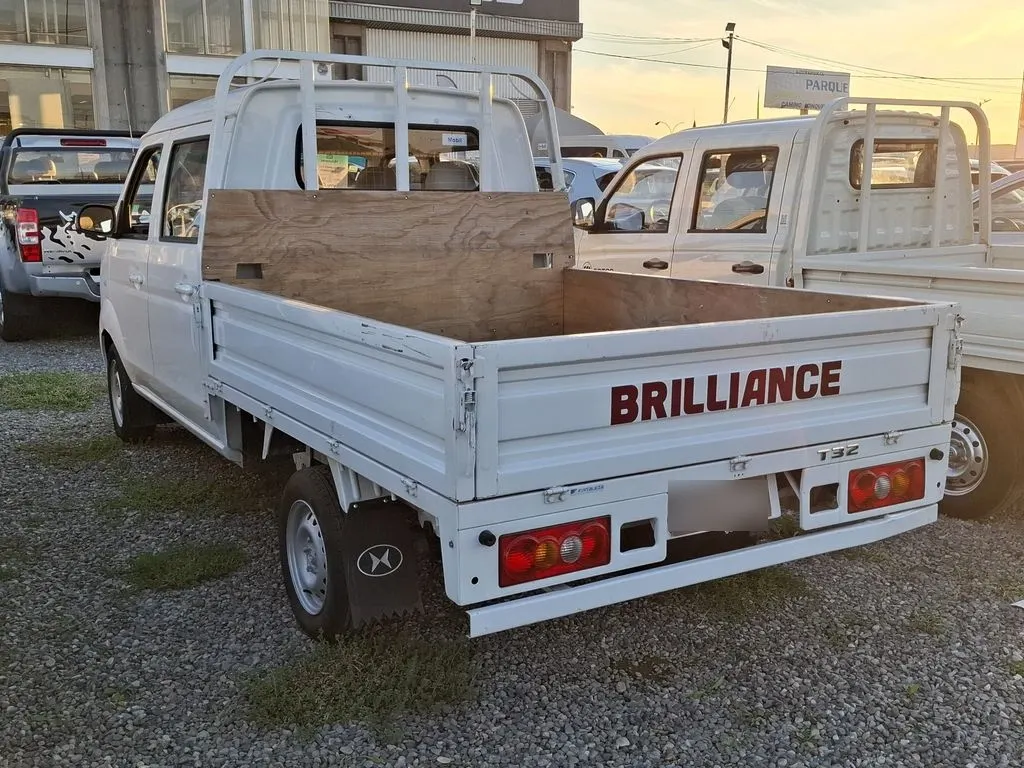 Brilliance T32 1.5 Std 4x2 Dob. Cab. Mt 4p año 2023