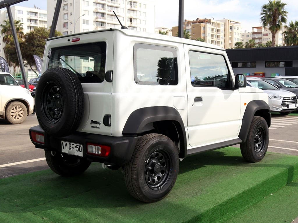 Suzuki Jimny 4x4 1.5 Gl Winche Mt Precio + Iva año 2026