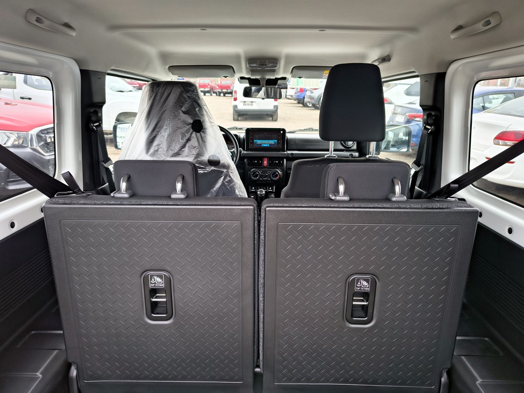 Suzuki Jimny Gl Winche Mt 4x4 Precio+ Iva año 2026