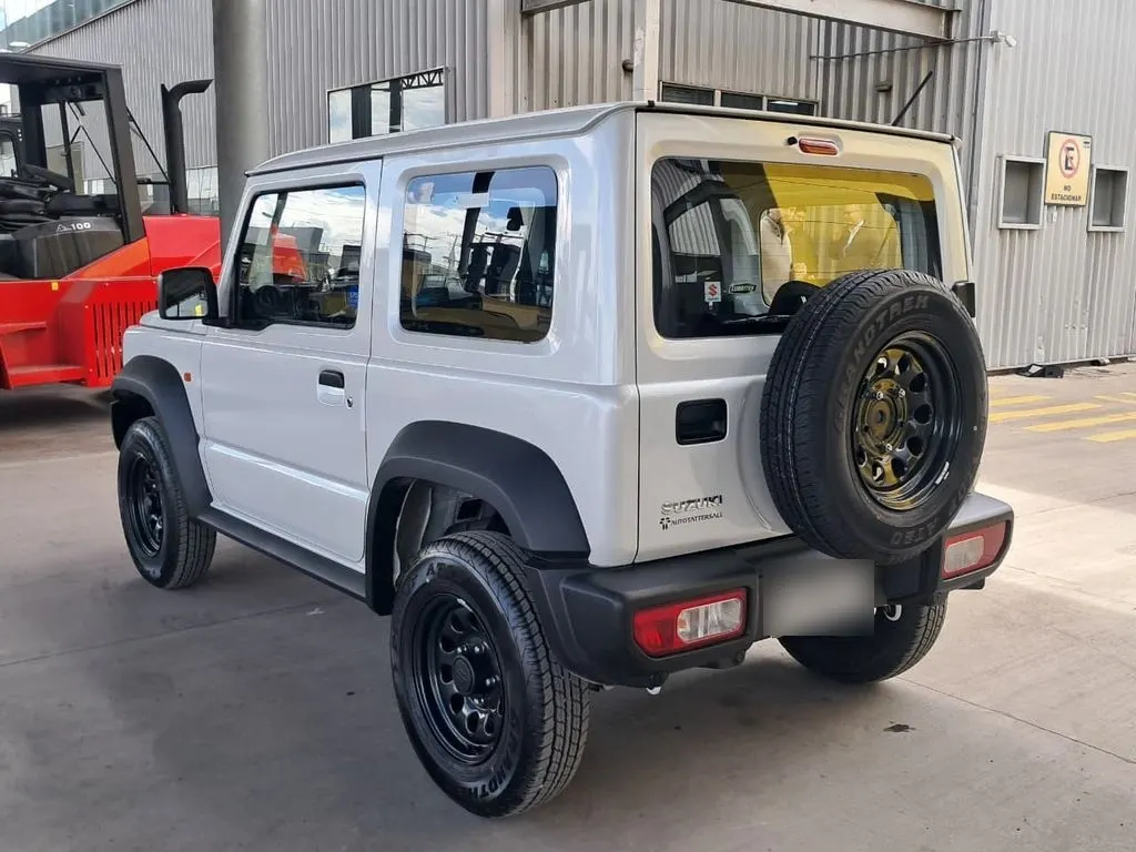 Suzuki Jimny Gl Winche Mt 4x4 Precio+ Iva año 2026
