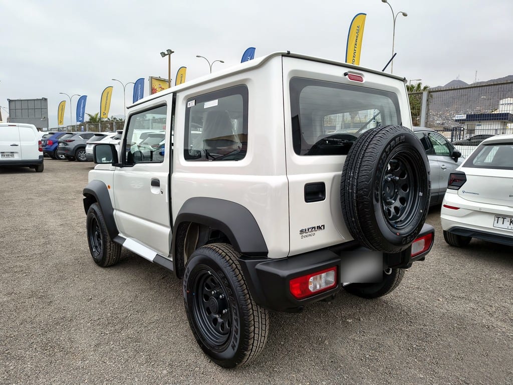 Suzuki Jimny Gl Winche Mt 4x4 Precio+ Iva año 2026