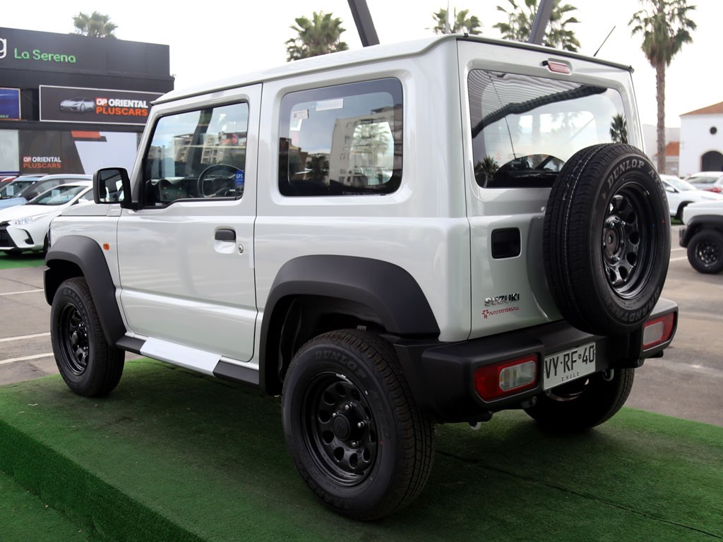 Suzuki Jimny 4x4 1.5 Gl Winche Mt Precio + Iva año 2026