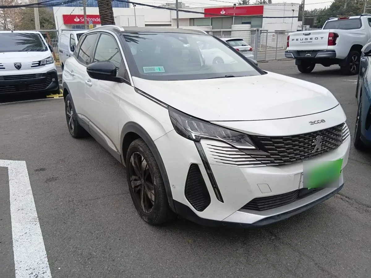 Peugeot 3008 1.6 Allure Pack Thp 165 4x2 Eat6 5p año 2024