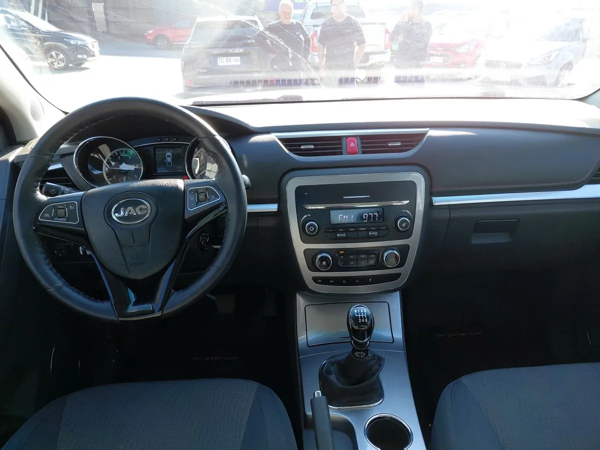 JAC T8 2.0 Comfort 4x4 Diesel Mt 4p año 2020