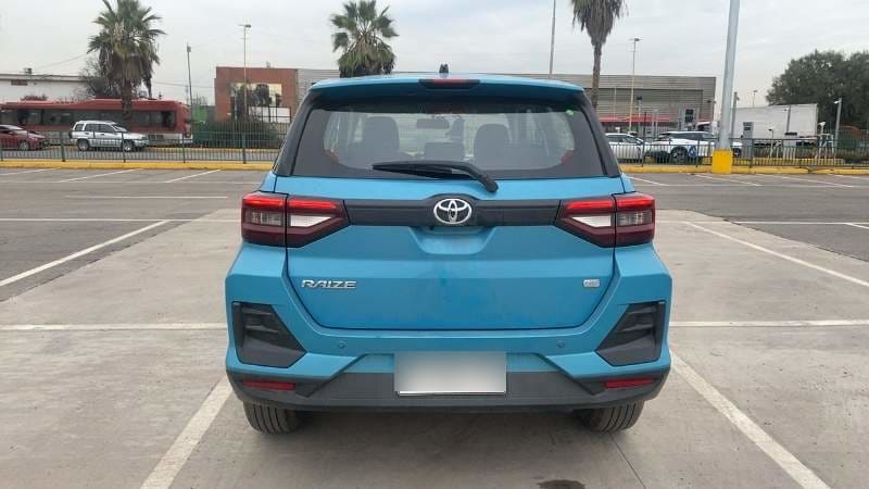 Toyota Raize 1.2 E 4x2 At 5p año 2023