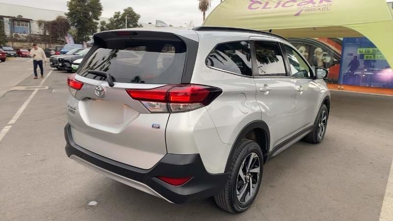 Toyota Rush 1.5 Xei 4x2 Mt 5p año 2024