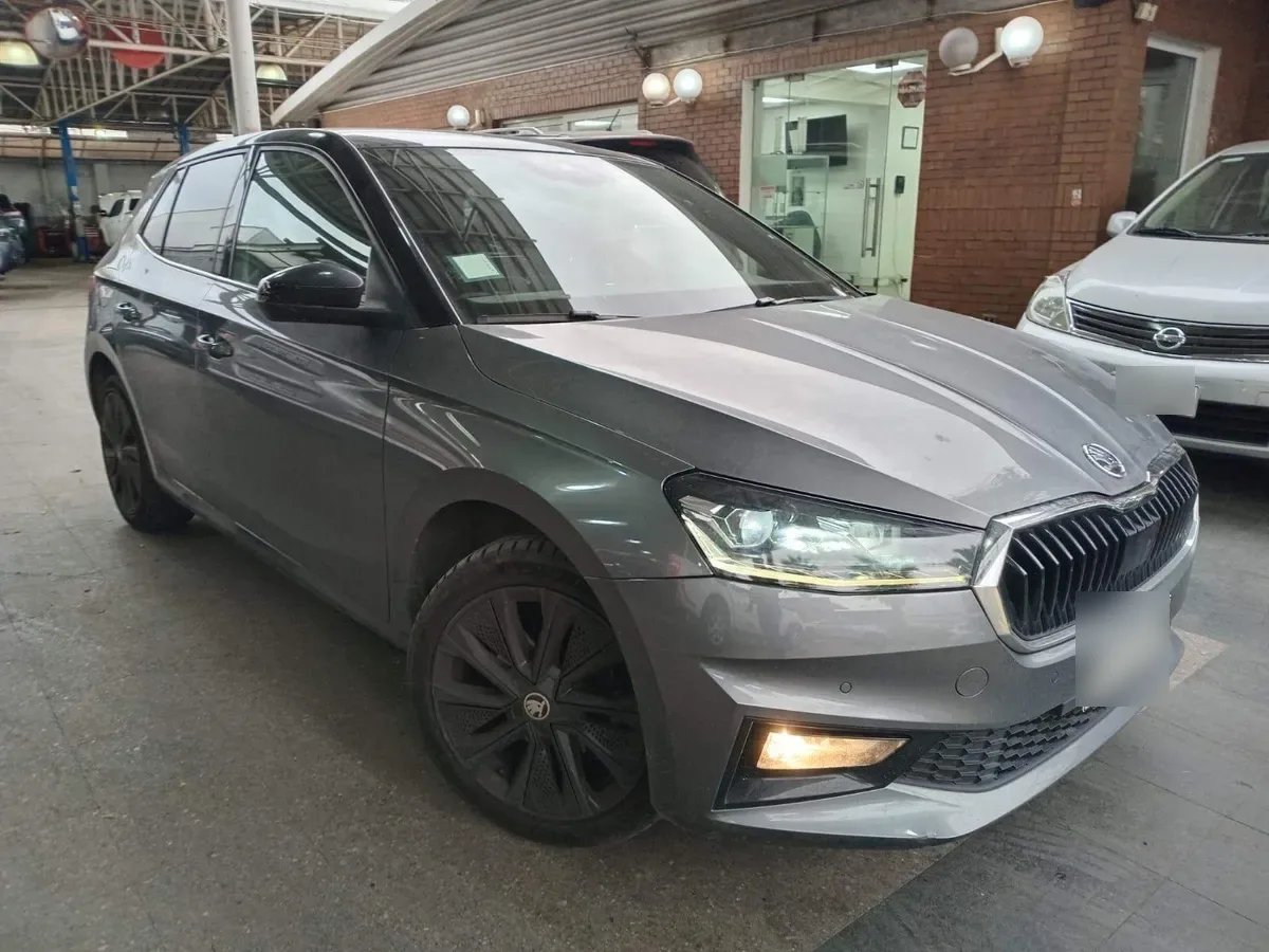 Skoda Fabia 1.0 Style 4x2 Hb Mt 5p año 2023
