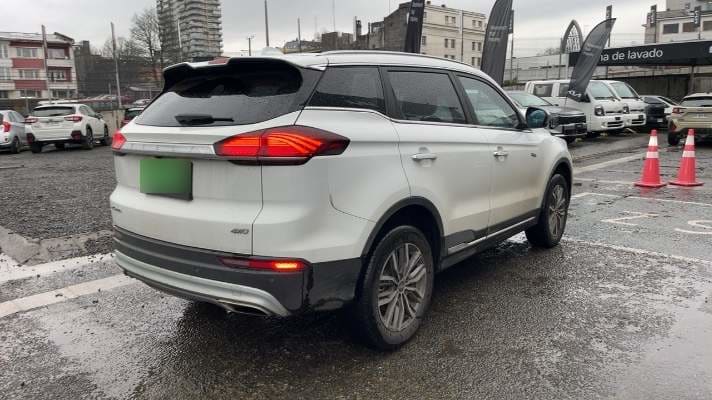 Geely Azkarra 1.5t Luxury 4x4 Dct 7at 5p año 2022