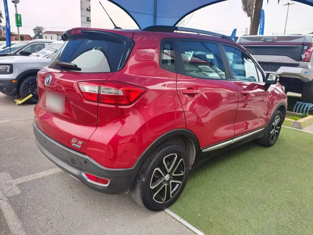 Changan Cs15 1.5 Luxury 4x2 Mt 5p año 2018