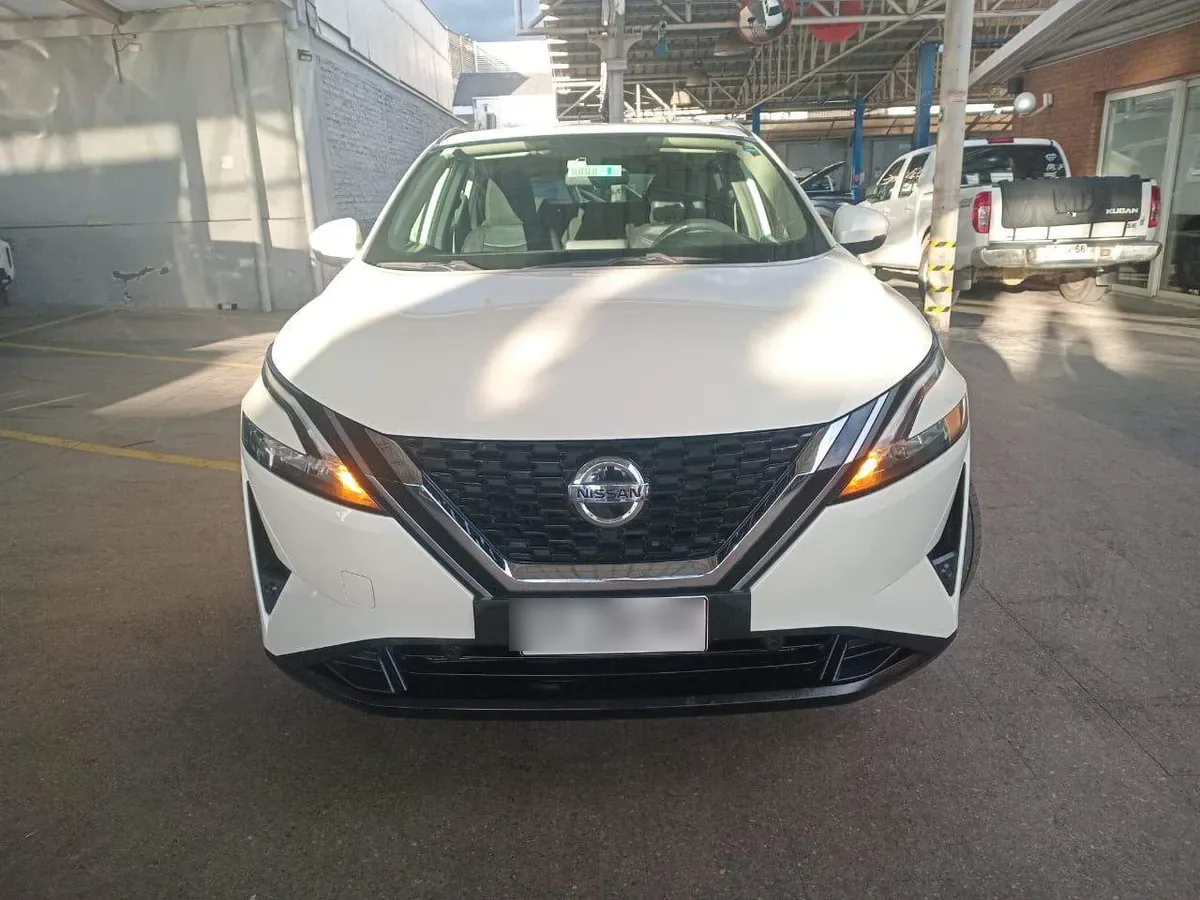 Nissan Qashqai 1.3t Sense 2wd Mt 5p año 2023