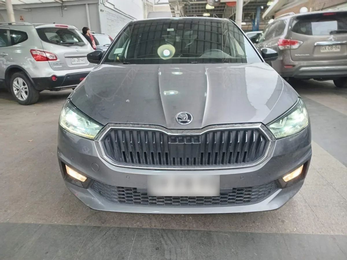 Skoda Fabia 1.0 Style 4x2 Hb Mt 5p año 2023