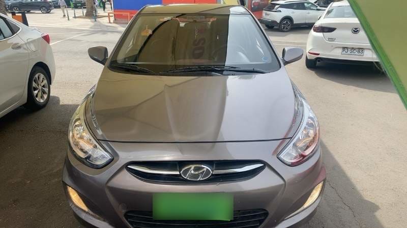 Hyundai Accent 1.4 Gl 4x2 Ac 2ab Mt 4p año 2018
