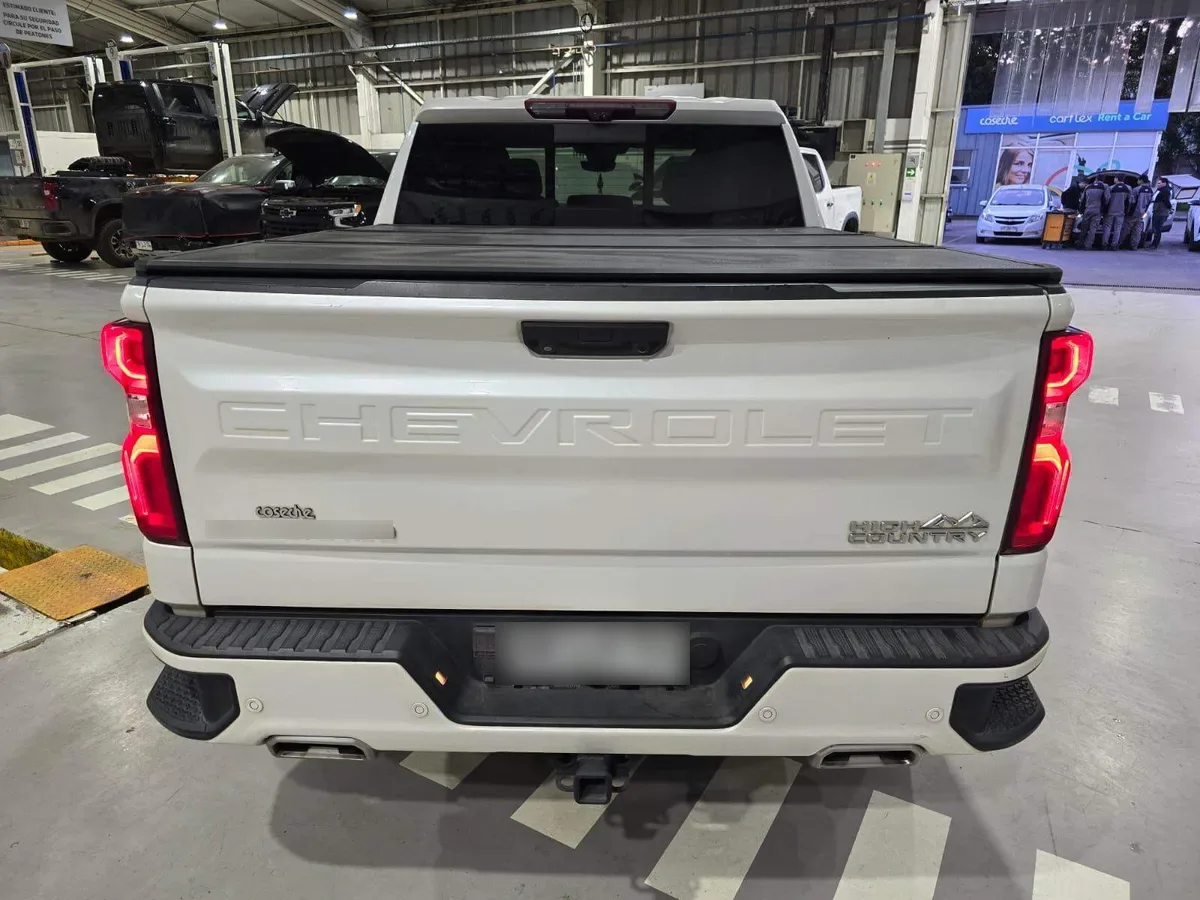 Chevrolet Silverado 3.0 High Country 4x4 At 4p año 2023