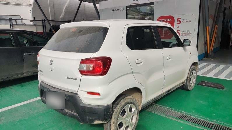 Suzuki Spresso 1.0 Glx 4x2 Mt 5p año 2022
