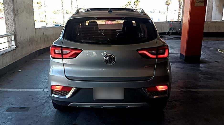 MG Mg Zs 1.5 Comfort 4x2 At 5p año 2023