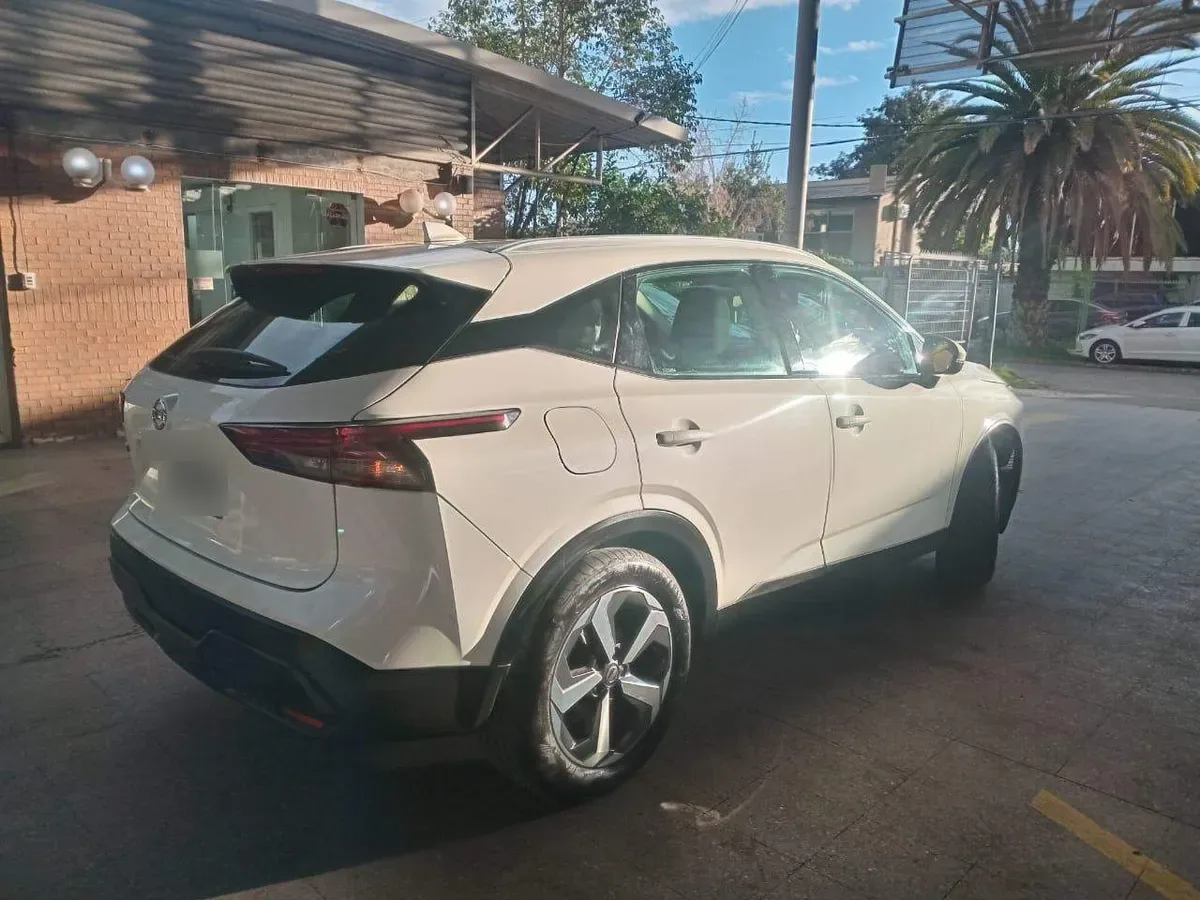 Nissan Qashqai 1.3t Sense 2wd Mt 5p año 2023