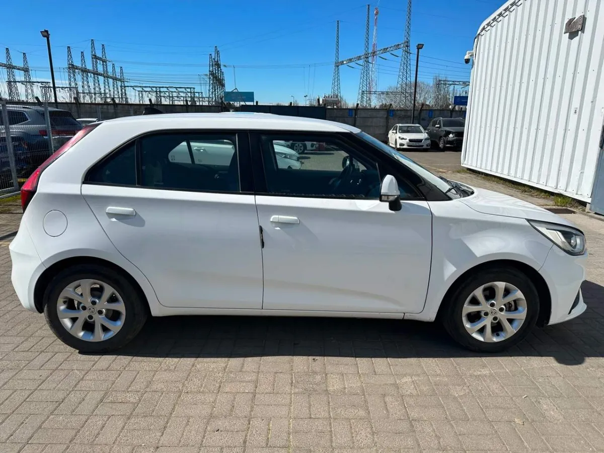 MG Mg 3 1.5 Std 4x2 Hb At 5p año 2022