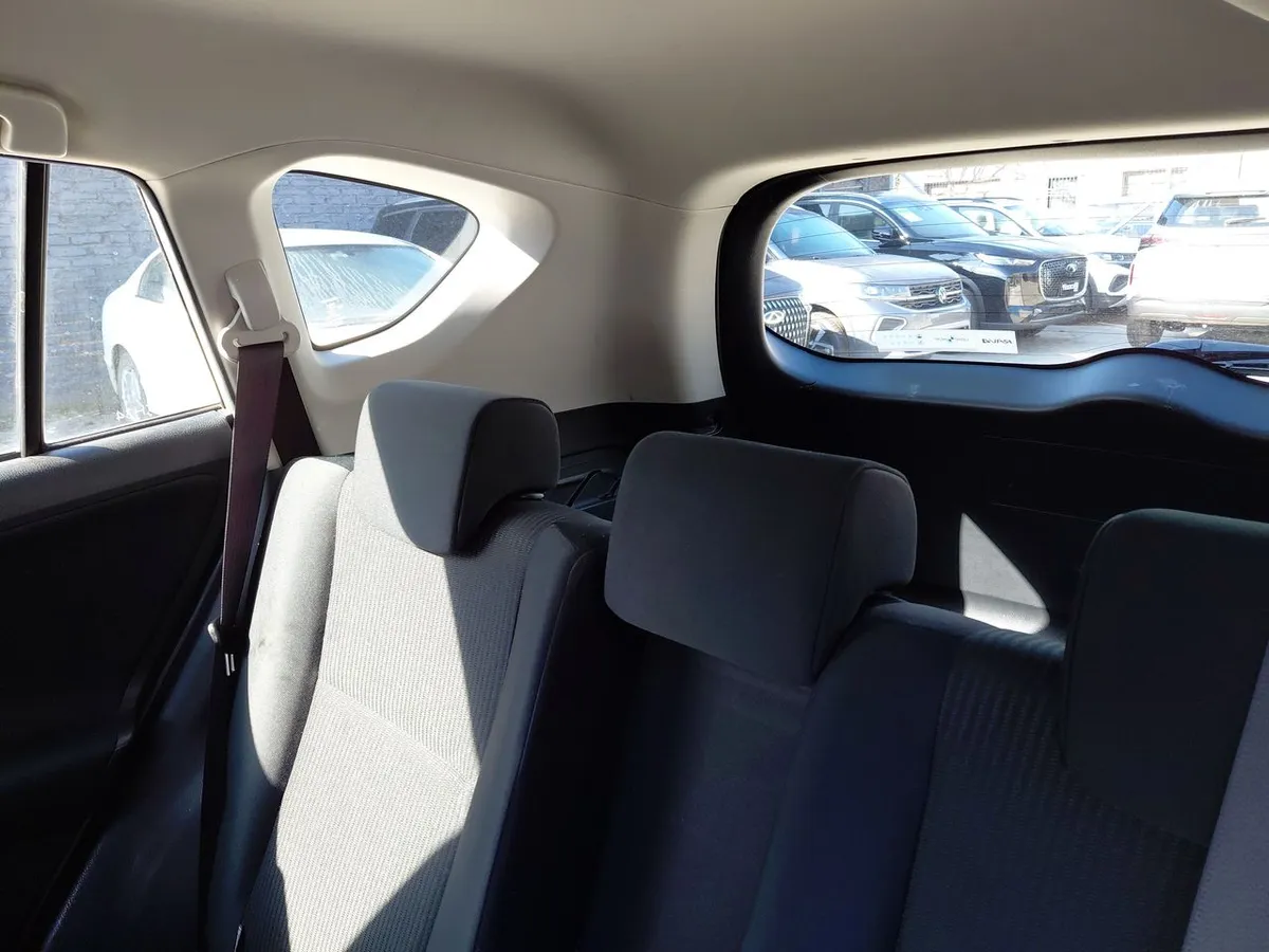 Toyota Rav 4 2.0 Adventure 4x2 Lujo Cvt At 5p año 2019