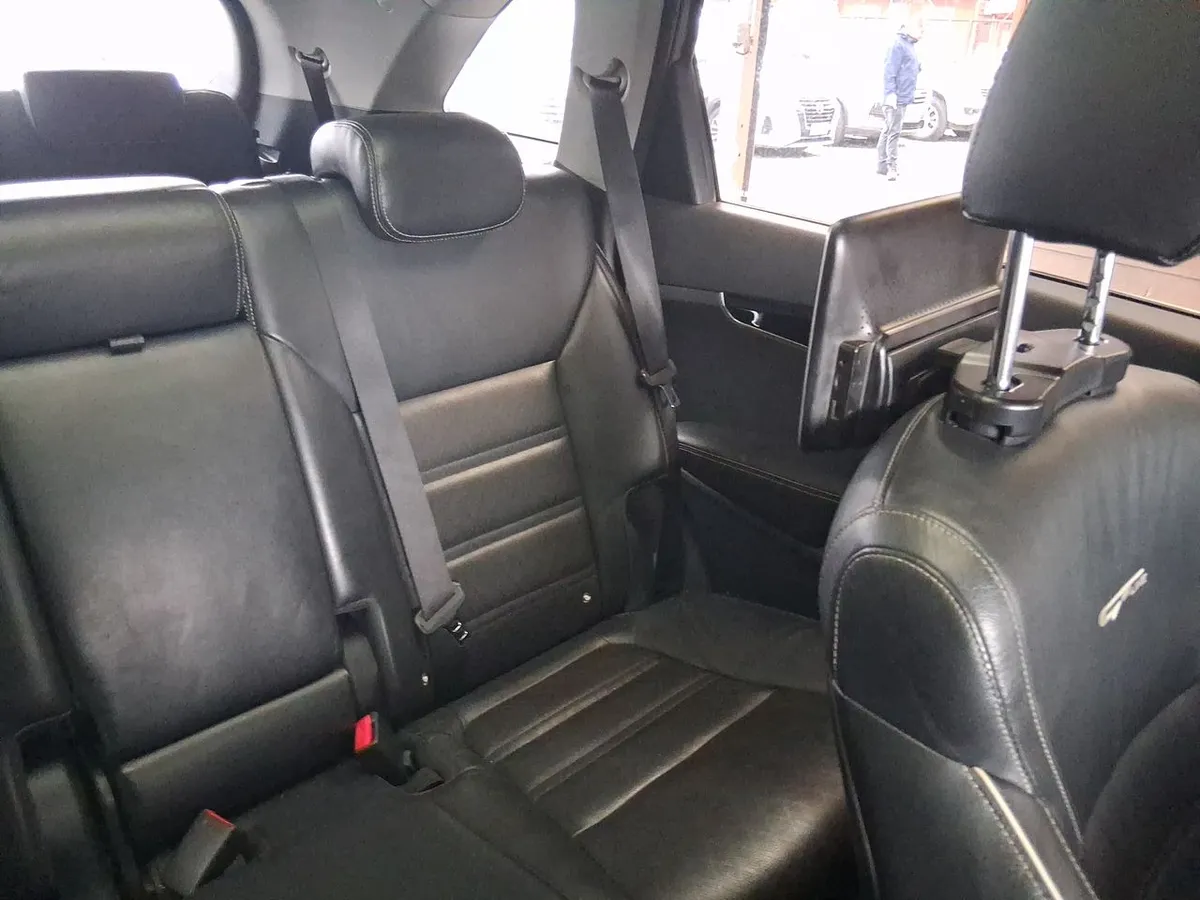 Kia Sorento 2.4 Gtl 2wd Special Pack At6 5p año 2021