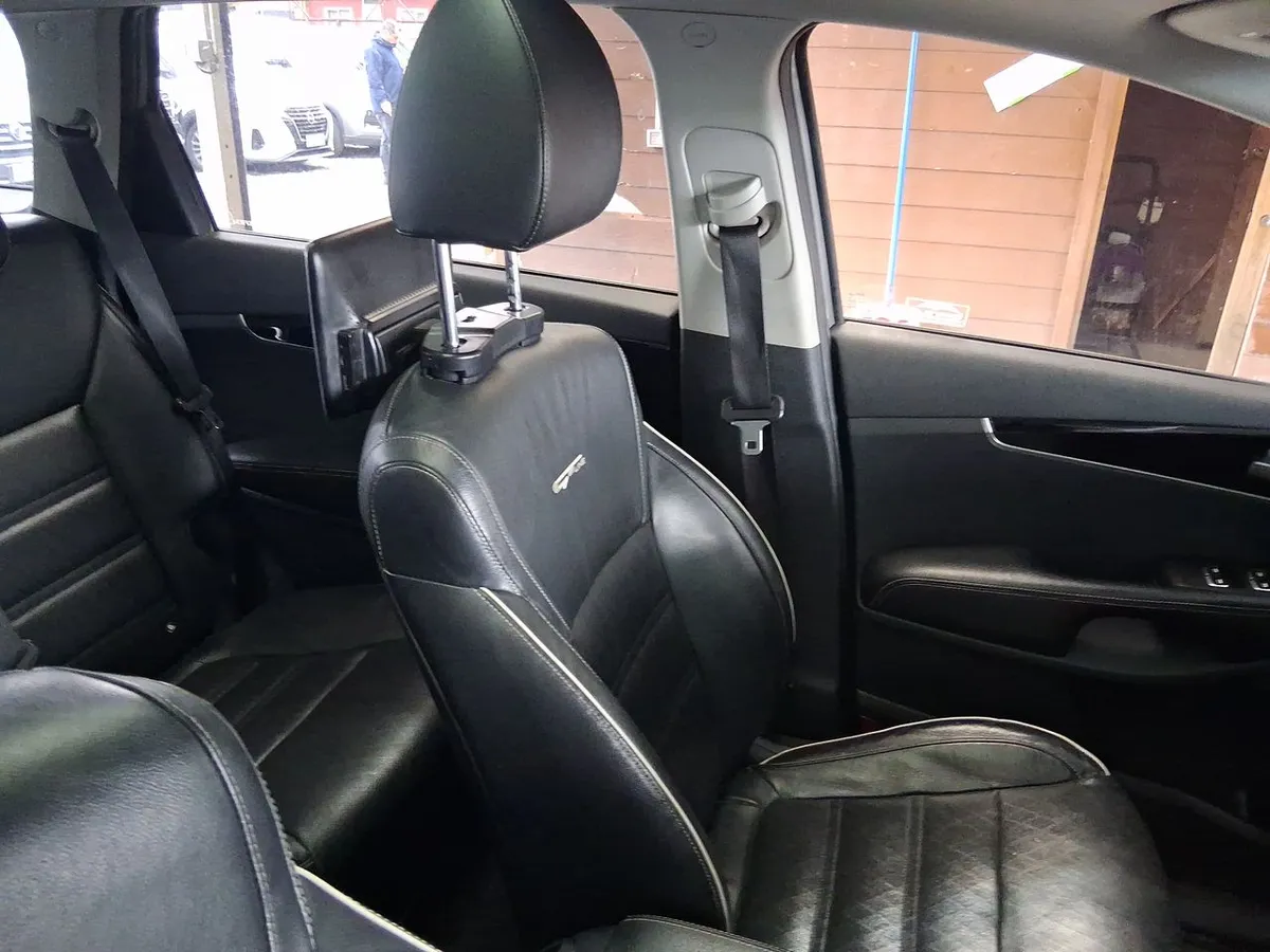 Kia Sorento 2.4 Gtl 2wd Special Pack At6 5p año 2021