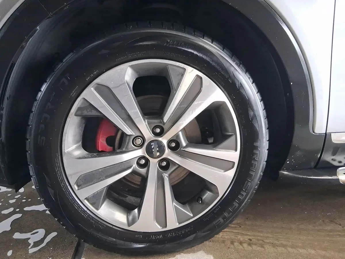 Kia Sorento 2.4 Gtl 2wd Special Pack At6 5p año 2021