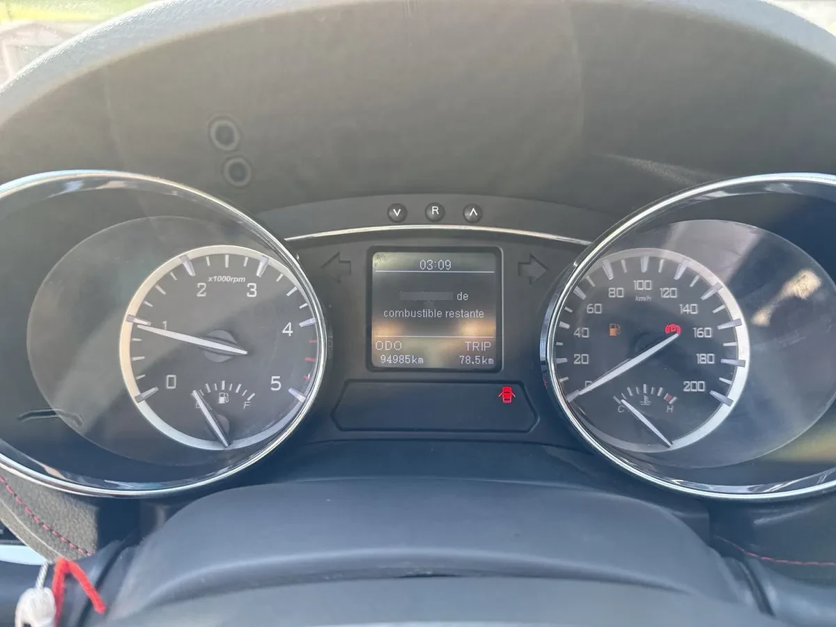 JAC T8 2.0 Comfort 4x2 Diesel Mt 4p año 2022