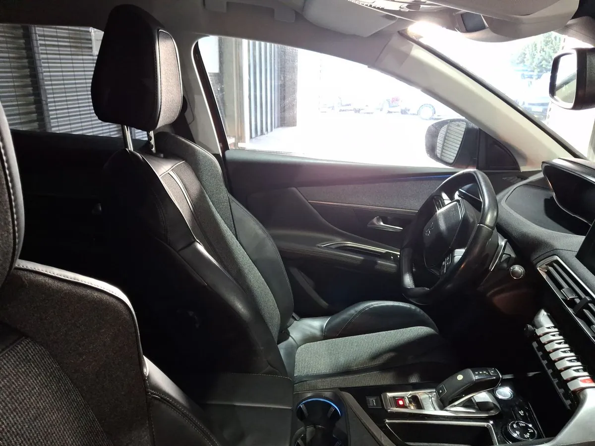 Peugeot 3008 1.6 Allure Thp 165hp Eat6 5p año 2019