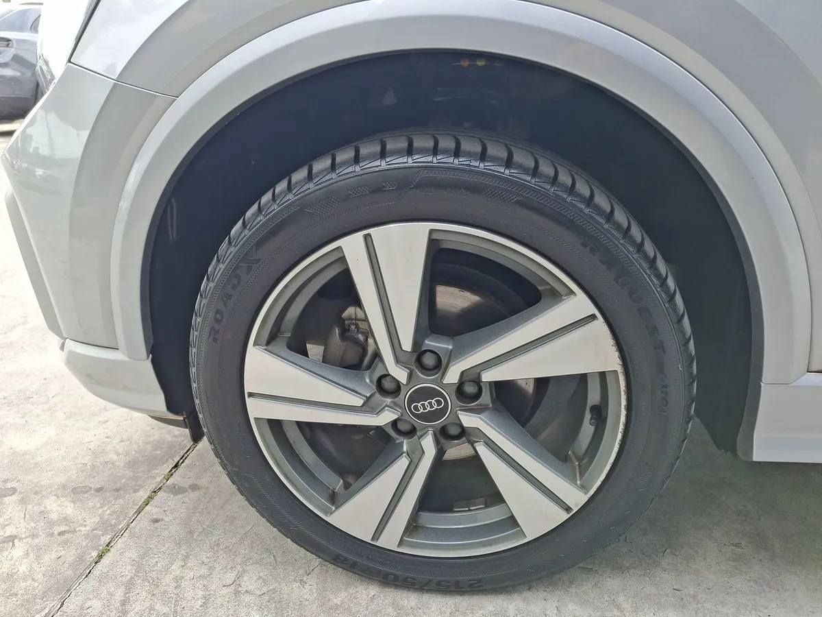 Audi Q2 1.4 35 Tfsi Sport 4x2 At 5p año 2024