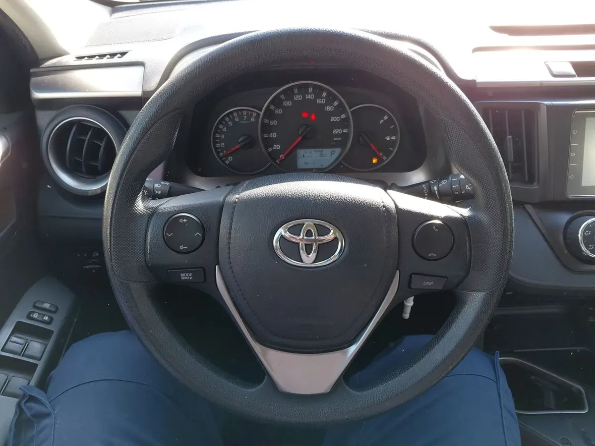 Toyota Rav 4 2.0 Adventure 4x2 Lujo Cvt At 5p año 2019