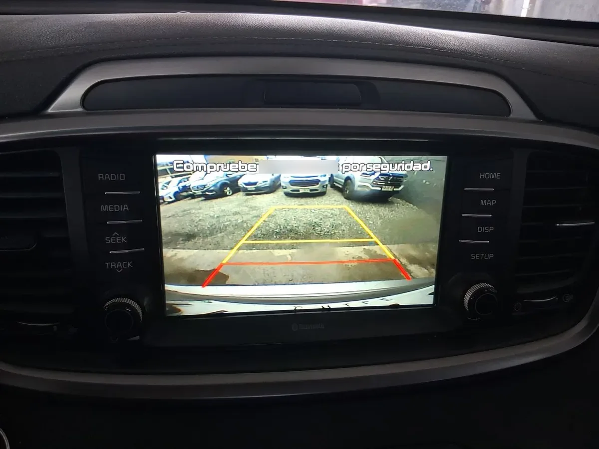 Kia Sorento 2.4 Gtl 2wd Special Pack At6 5p año 2021