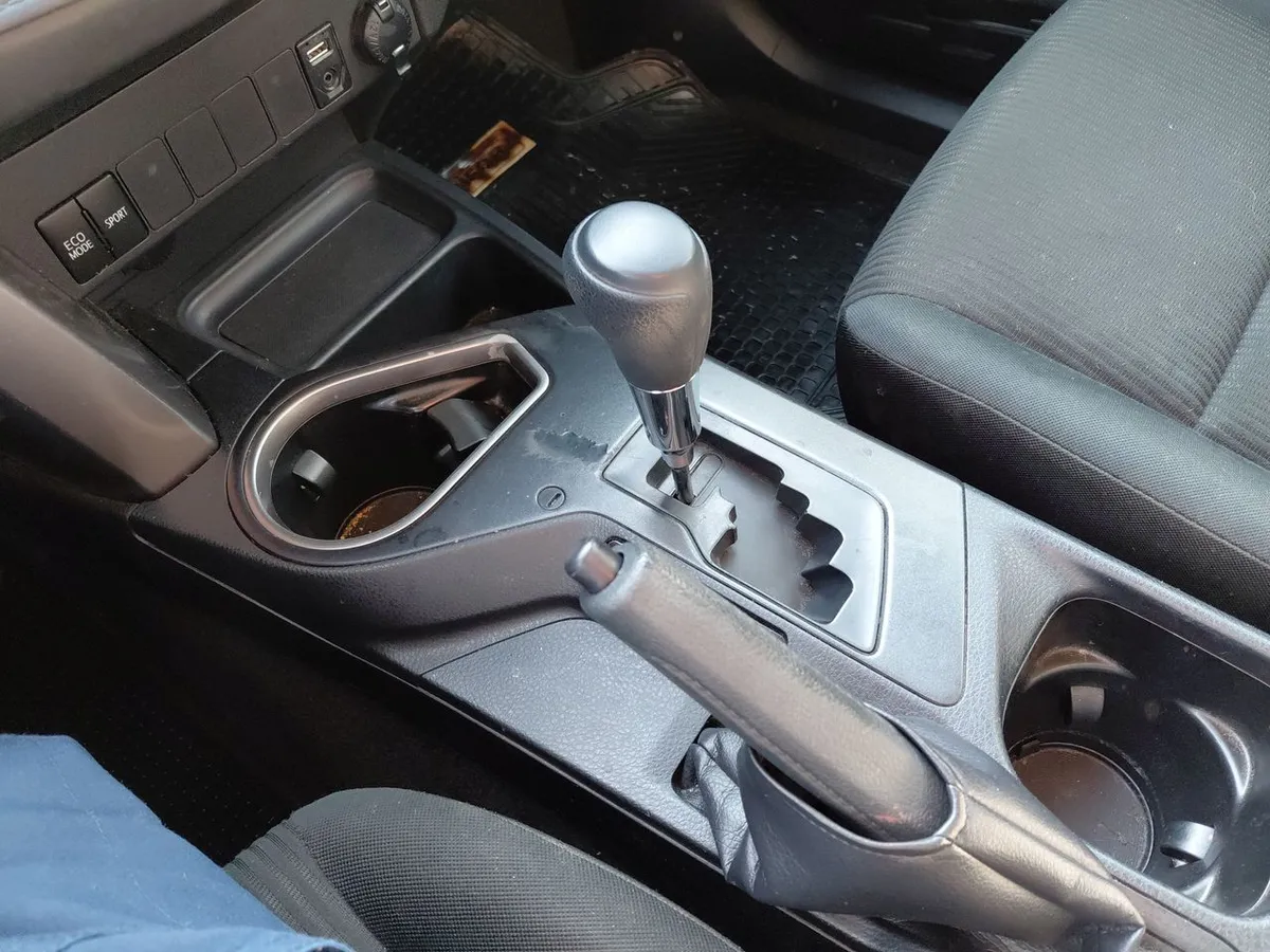 Toyota Rav 4 2.0 Adventure 4x2 Lujo Cvt At 5p año 2019
