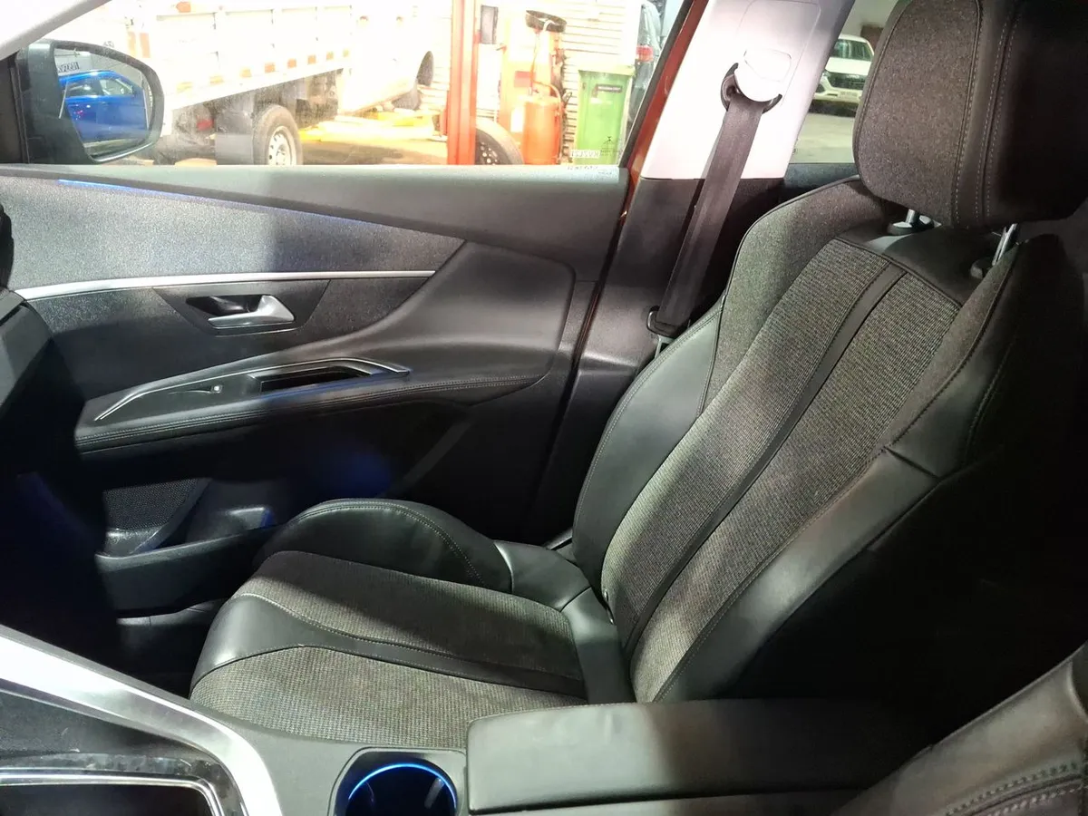 Peugeot 3008 1.6 Allure Thp 165hp Eat6 5p año 2019