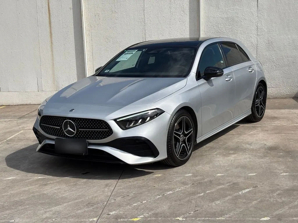 Mercedes-Benz A 200 Look Amg año 2025