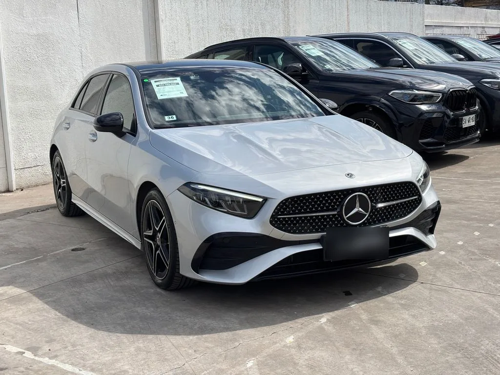 Mercedes-Benz A 200 Look Amg año 2025