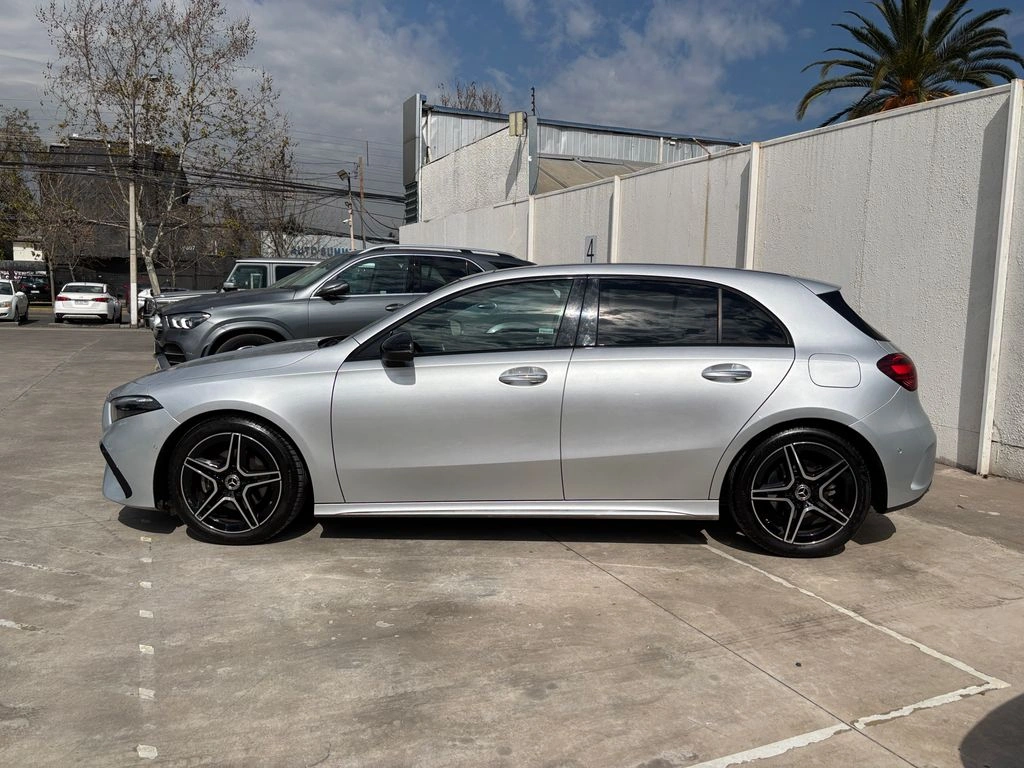 Mercedes-Benz A 200 Look Amg año 2025
