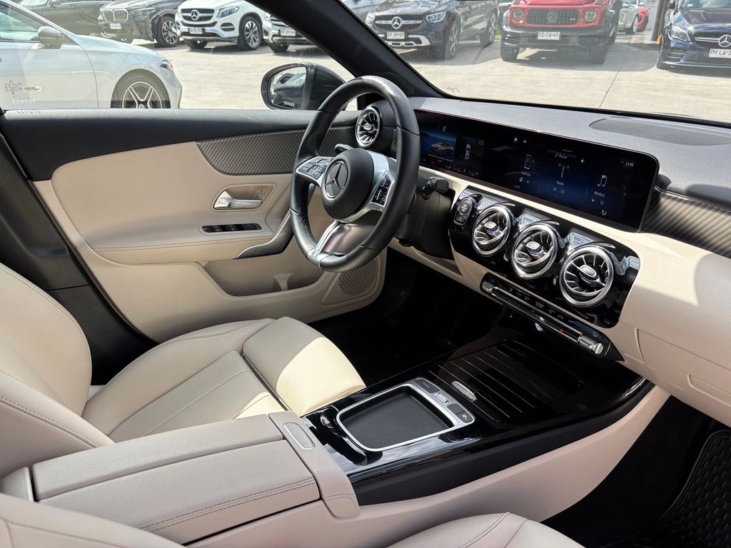 Mercedes-Benz A 200 Aut año 2024