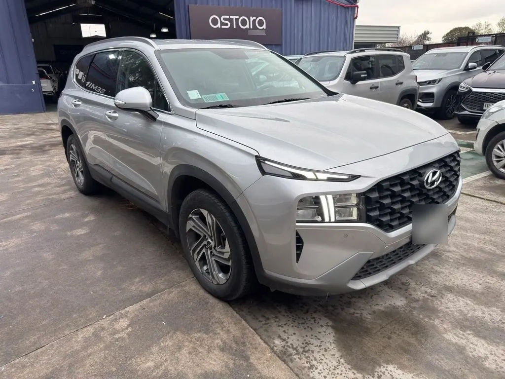Hyundai Santa Fe 2.5 Aut año 2023